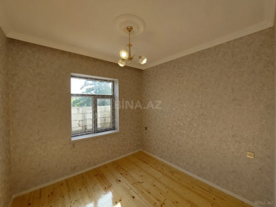 Satılır 4 otaqlı həyət evi 100 m²