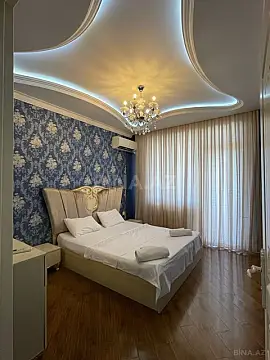 Kirayə verilir 4 otaqlı mənzil 160 m²