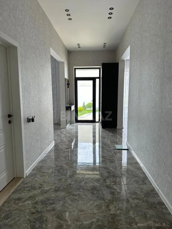 Kirayə verilir 5 otaqlı həyət evi 320 m²