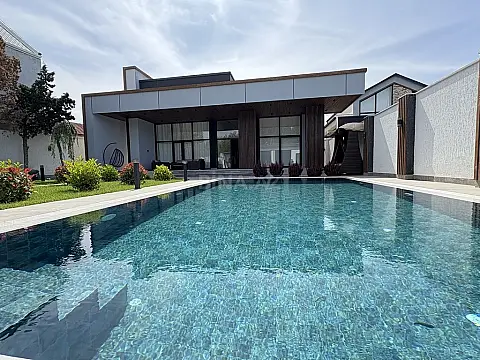 Kirayə verilir 5 otaqlı həyət evi 320 m² — Bakı, Mərdəkan 5 otaq 320.00 m²