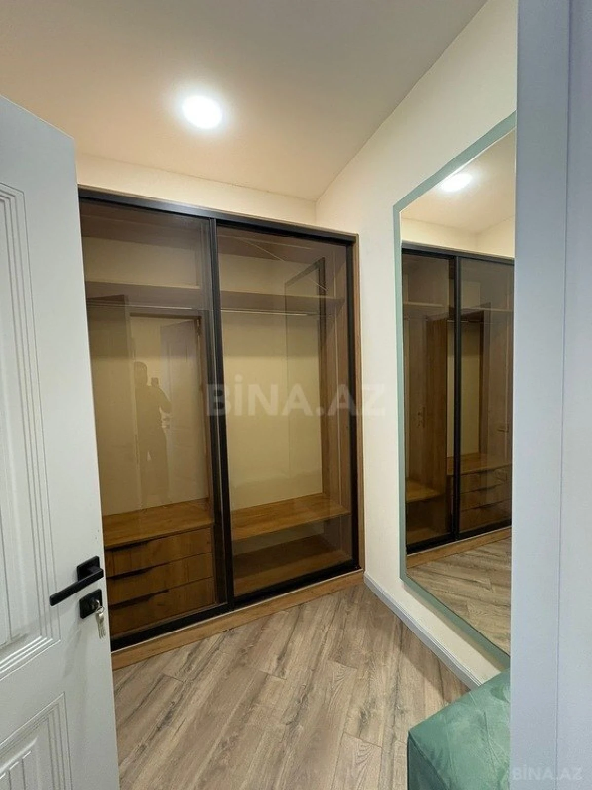 Kirayə verilir 4 otaqlı həyət evi 260 m²