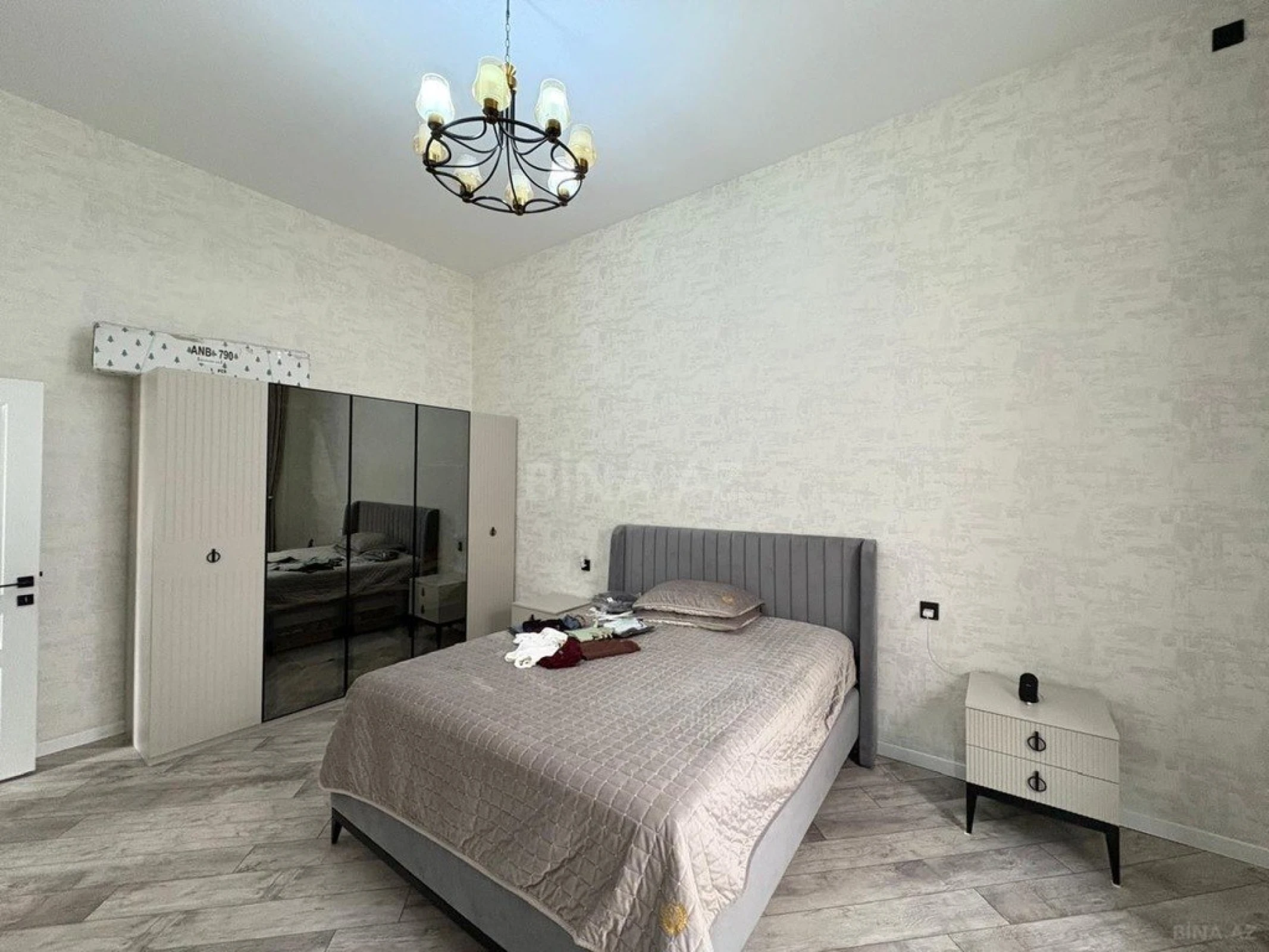 Kirayə verilir 4 otaqlı həyət evi 190 m²