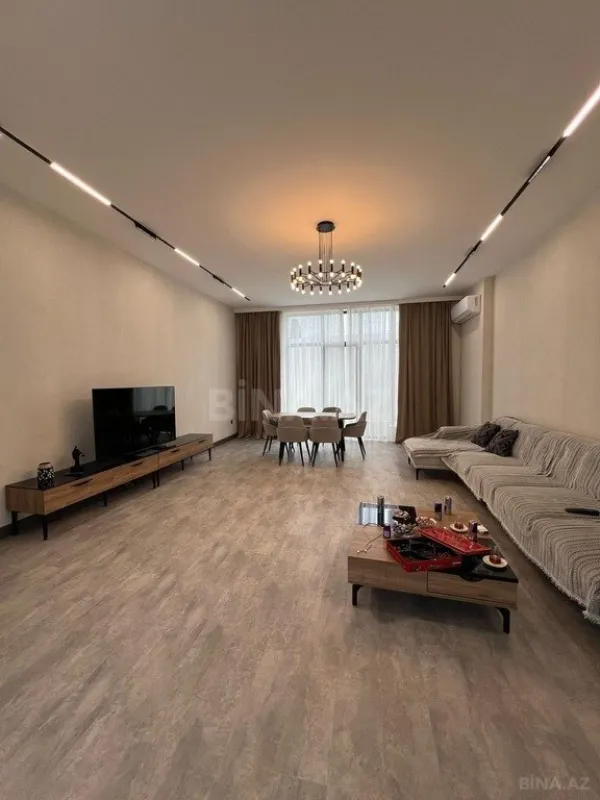 Kirayə verilir 4 otaqlı həyət evi 220 m²