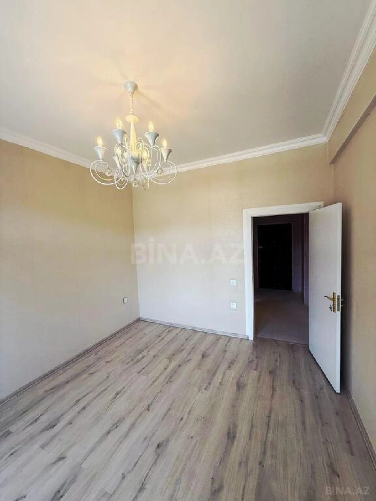 Satılır 2 otaqlı mənzil 69 m²