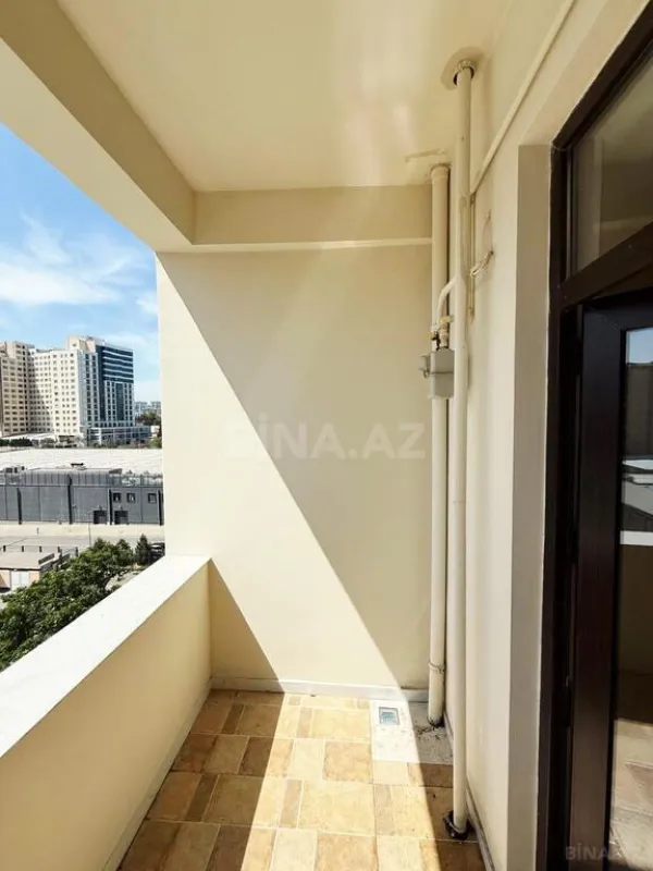 Satılır 2 otaqlı mənzil 69 m²
