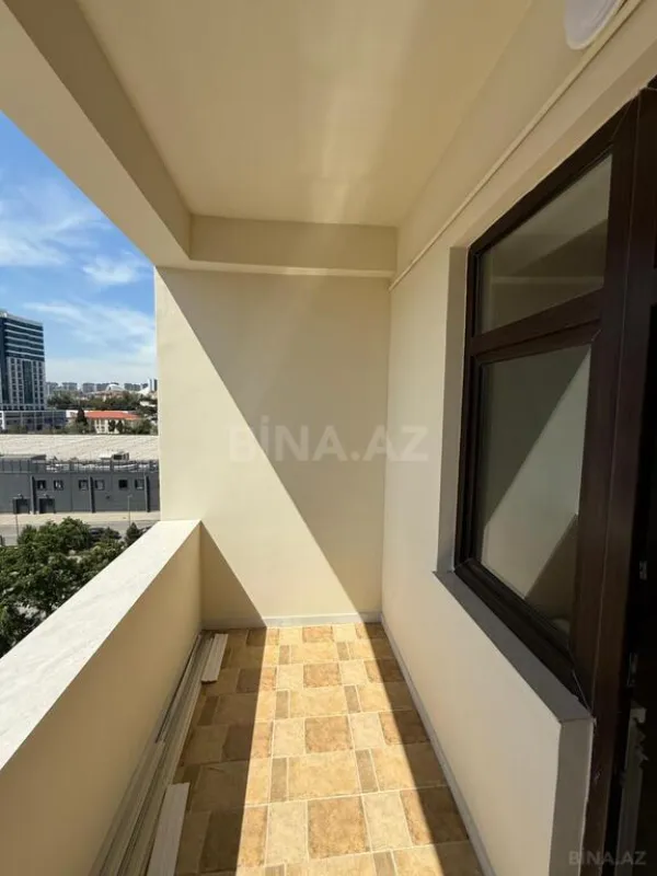 Satılır 2 otaqlı mənzil 69 m²