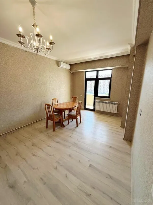Satılır 2 otaqlı mənzil 69 m²