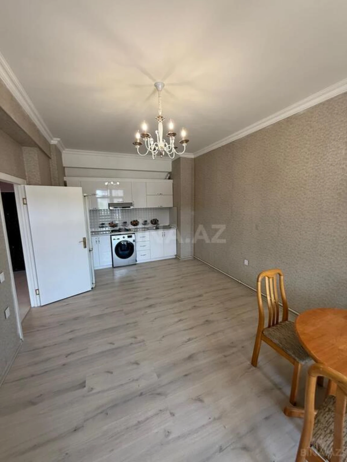Satılır 2 otaqlı mənzil 69 m²