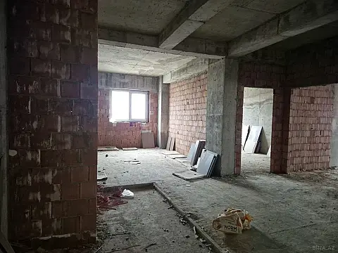 Satılır 3 otaqlı mənzil 157 m²