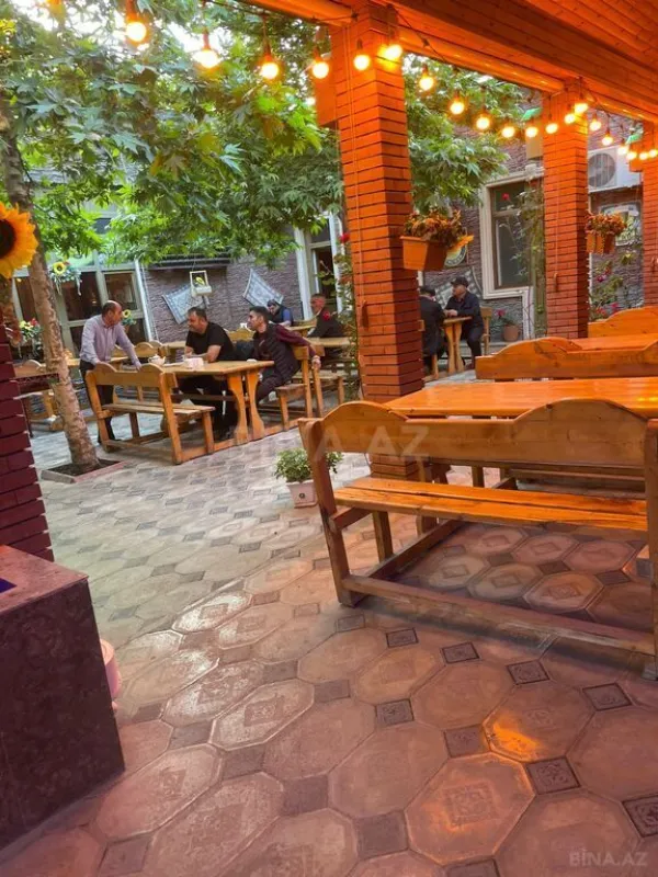 Satılır obyekt 400 m²