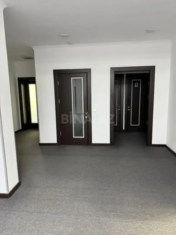 Satılır obyekt 1330 m²