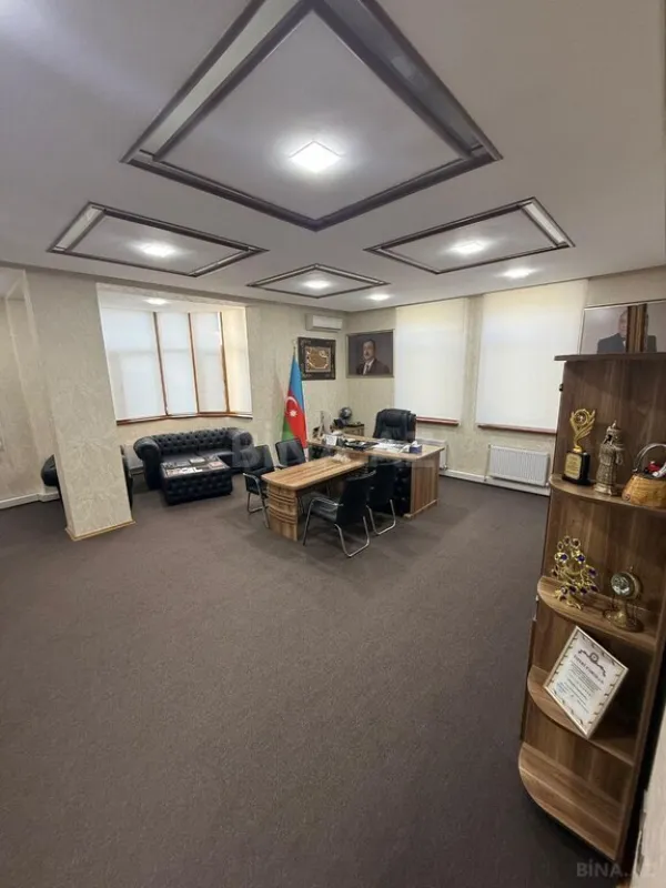 Satılır obyekt 1330 m²