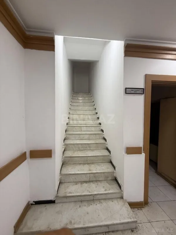 Satılır obyekt 1330 m²