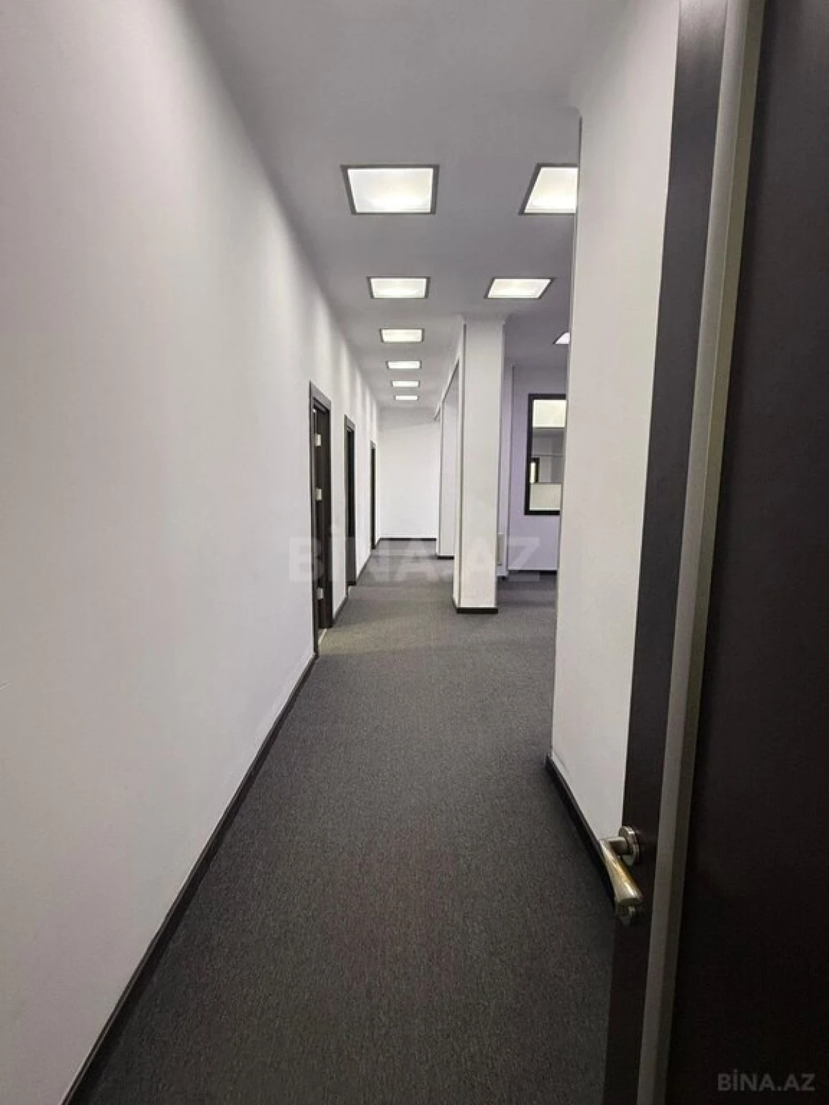 Satılır obyekt 1330 m²