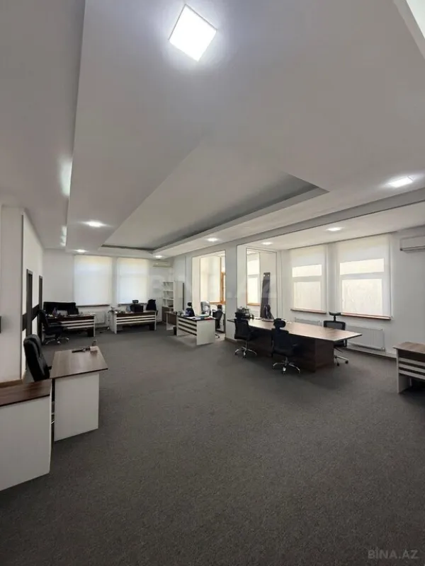 Satılır obyekt 1330 m²