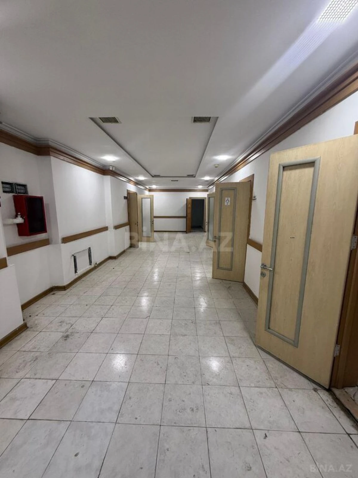 Satılır obyekt 1330 m²