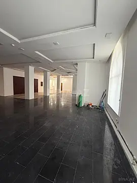 Satılır obyekt 1330 m²