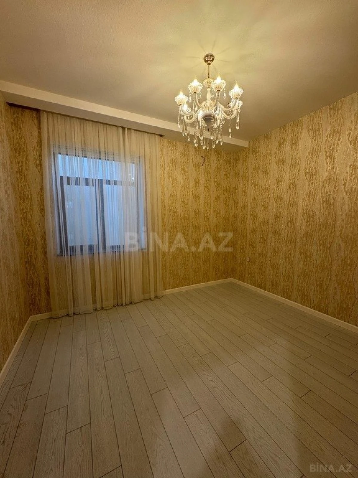 Satılır 4 otaqlı həyət evi 170 m²
