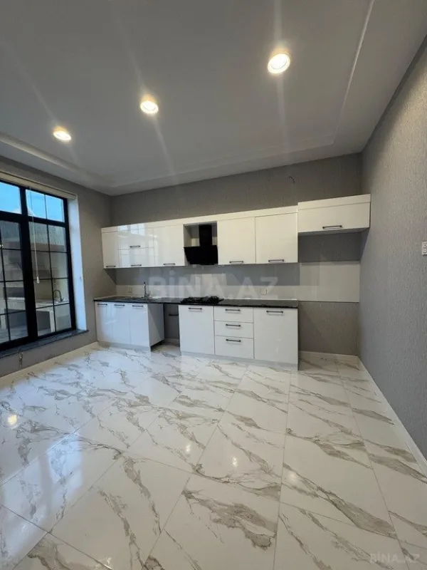 Satılır 4 otaqlı həyət evi 170 m²