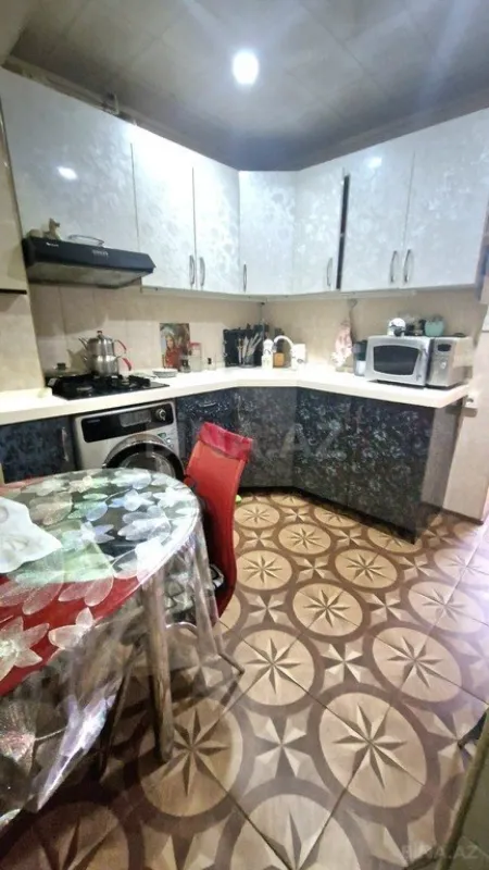 Satılır 3 otaqlı mənzil 85 m²