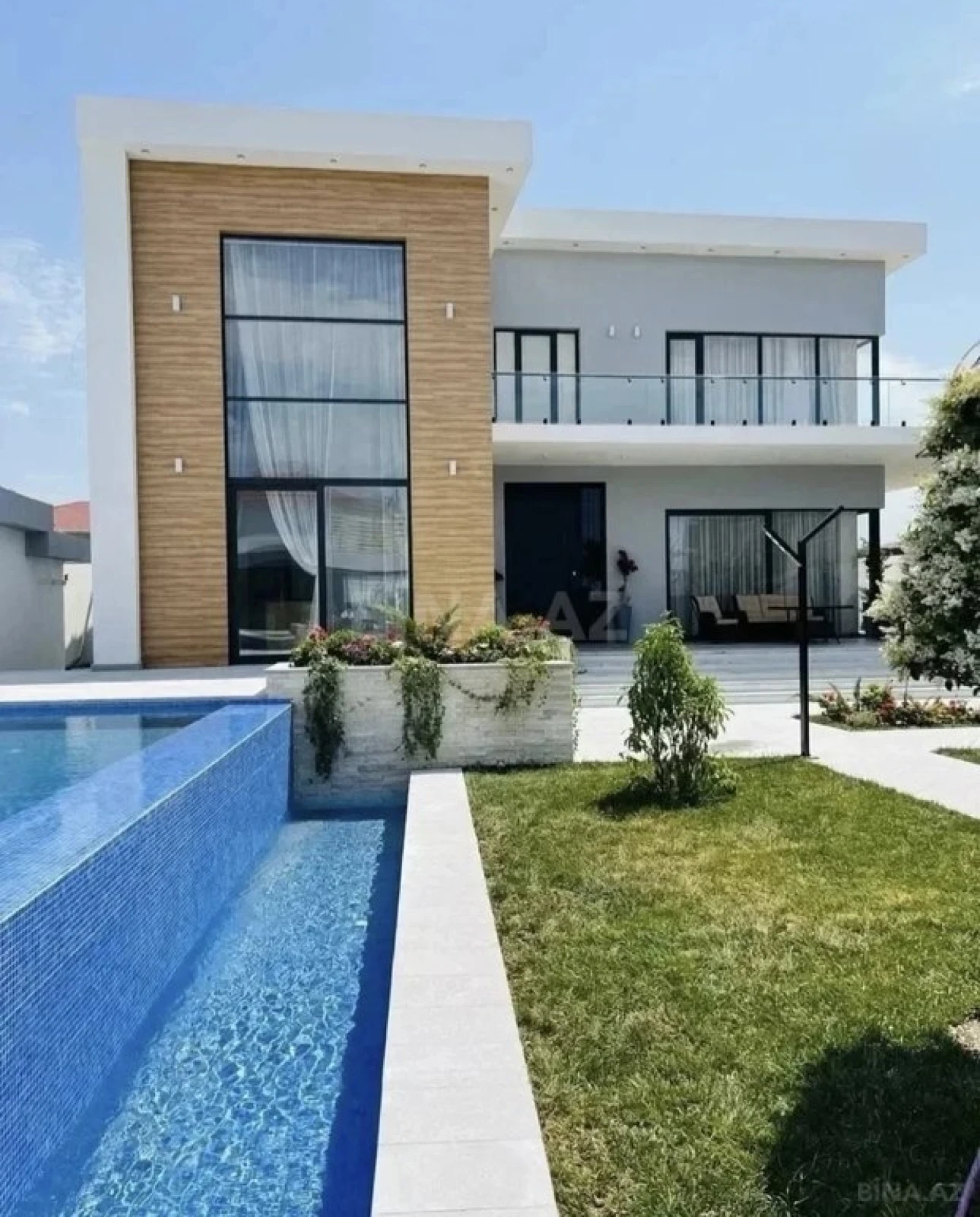 Kirayə verilir 4 otaqlı həyət evi 360 m²