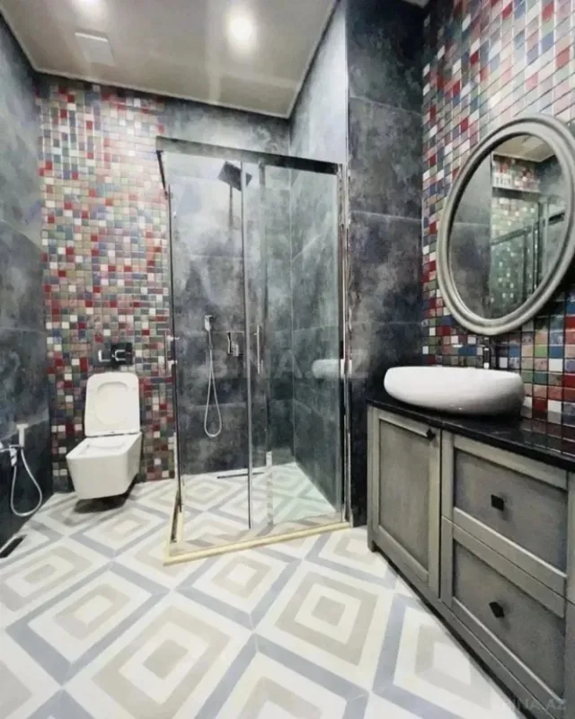 Kirayə verilir 4 otaqlı həyət evi 360 m²