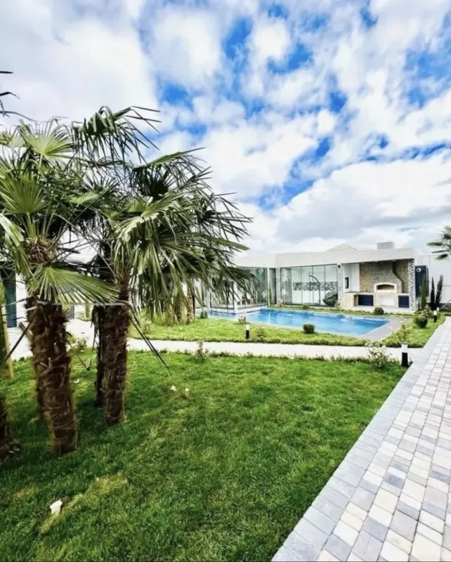 Kirayə verilir 4 otaqlı həyət evi 240 m²
