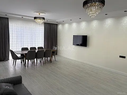 Kirayə verilir 4 otaqlı həyət evi 390 m²