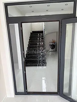 Kirayə verilir 4 otaqlı həyət evi 390 m²