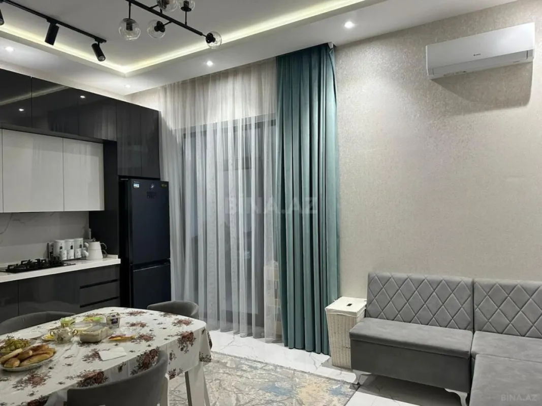 Kirayə verilir 4 otaqlı həyət evi 190 m²