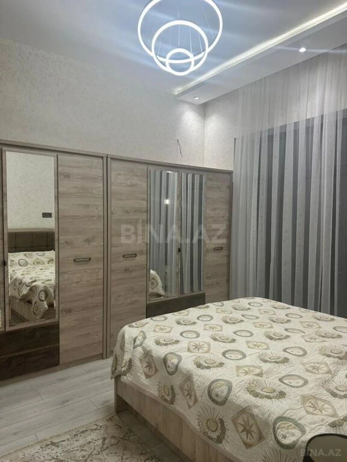 Kirayə verilir 4 otaqlı həyət evi 190 m²