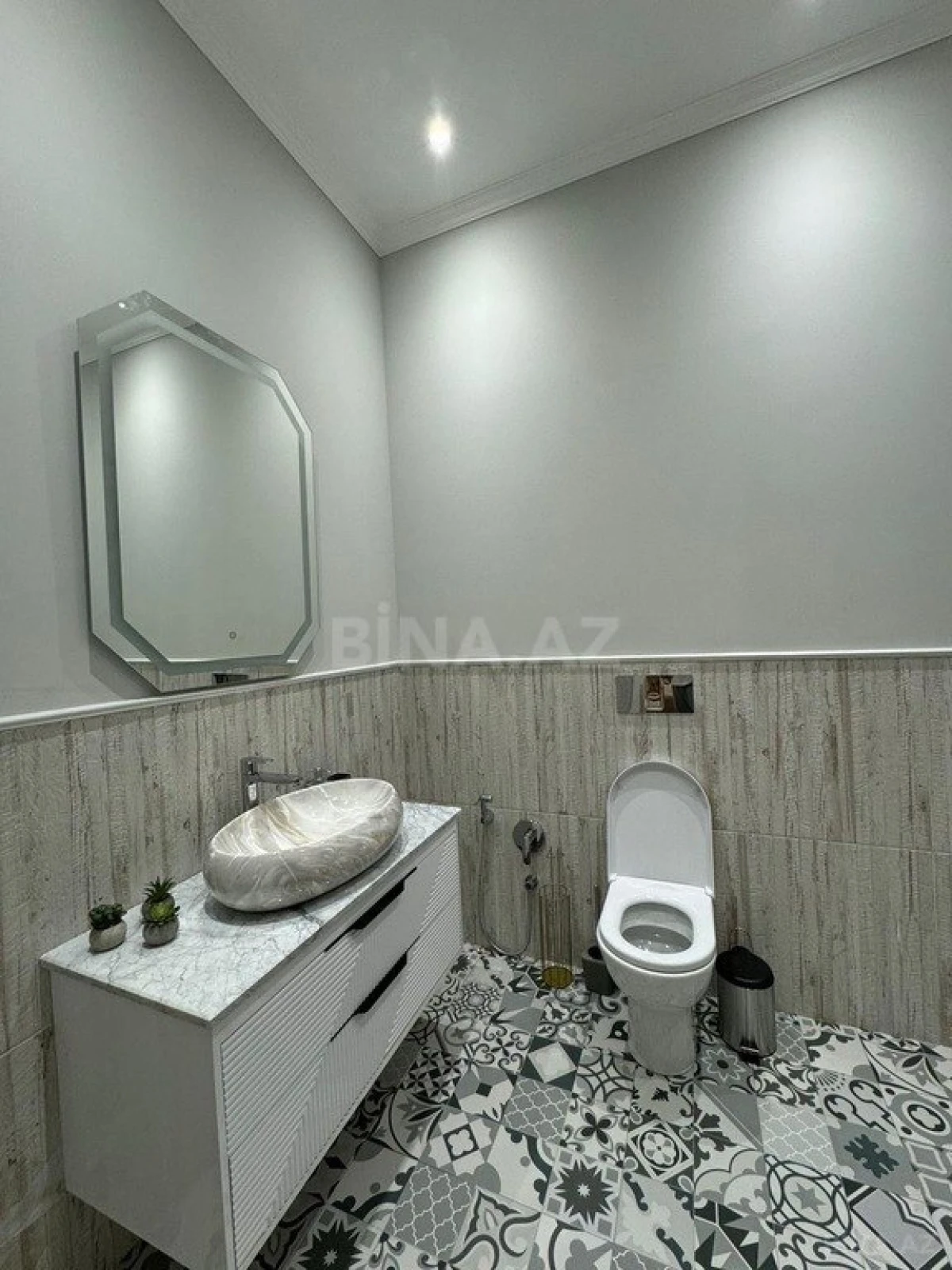 Kirayə verilir 4 otaqlı həyət evi 180 m²