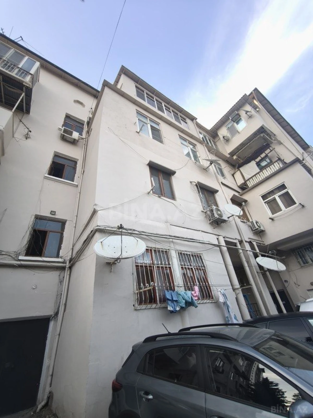 Satılır 2 otaqlı mənzil 52 m²