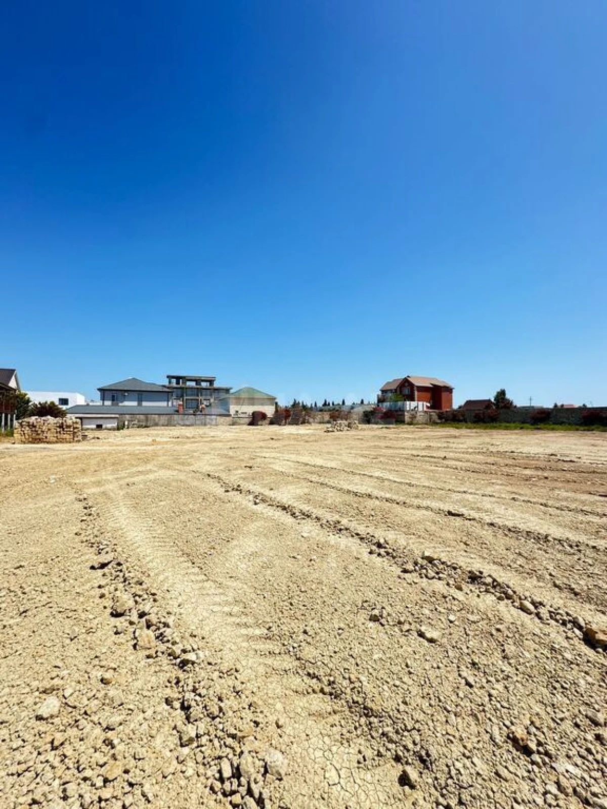 Satılır torpaq sahəsi 100 m²