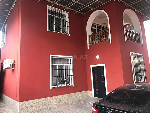 Satılır 7 otaqlı həyət evi 200 m² — Bakı 7 otaq 200.00 m²