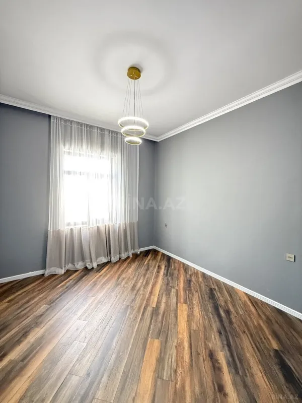 Satılır 4 otaqlı həyət evi 160 m²