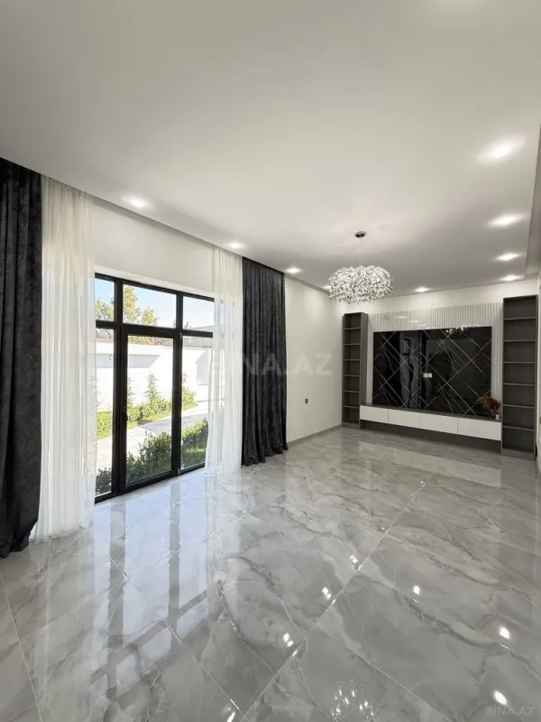 Satılır 4 otaqlı həyət evi 160 m²
