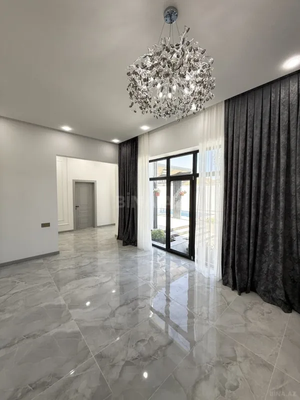 Satılır 4 otaqlı həyət evi 160 m²