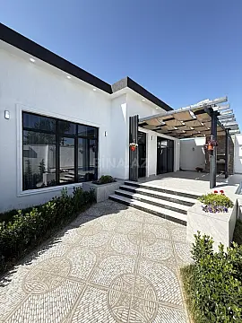 Satılır 4 otaqlı həyət evi 160 m²