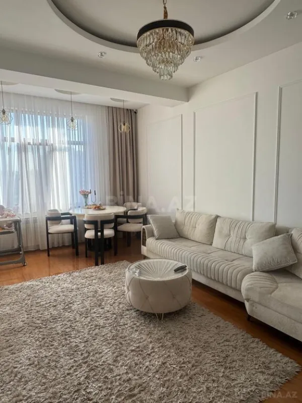 Kirayə verilir 2 otaqlı mənzil 60 m²