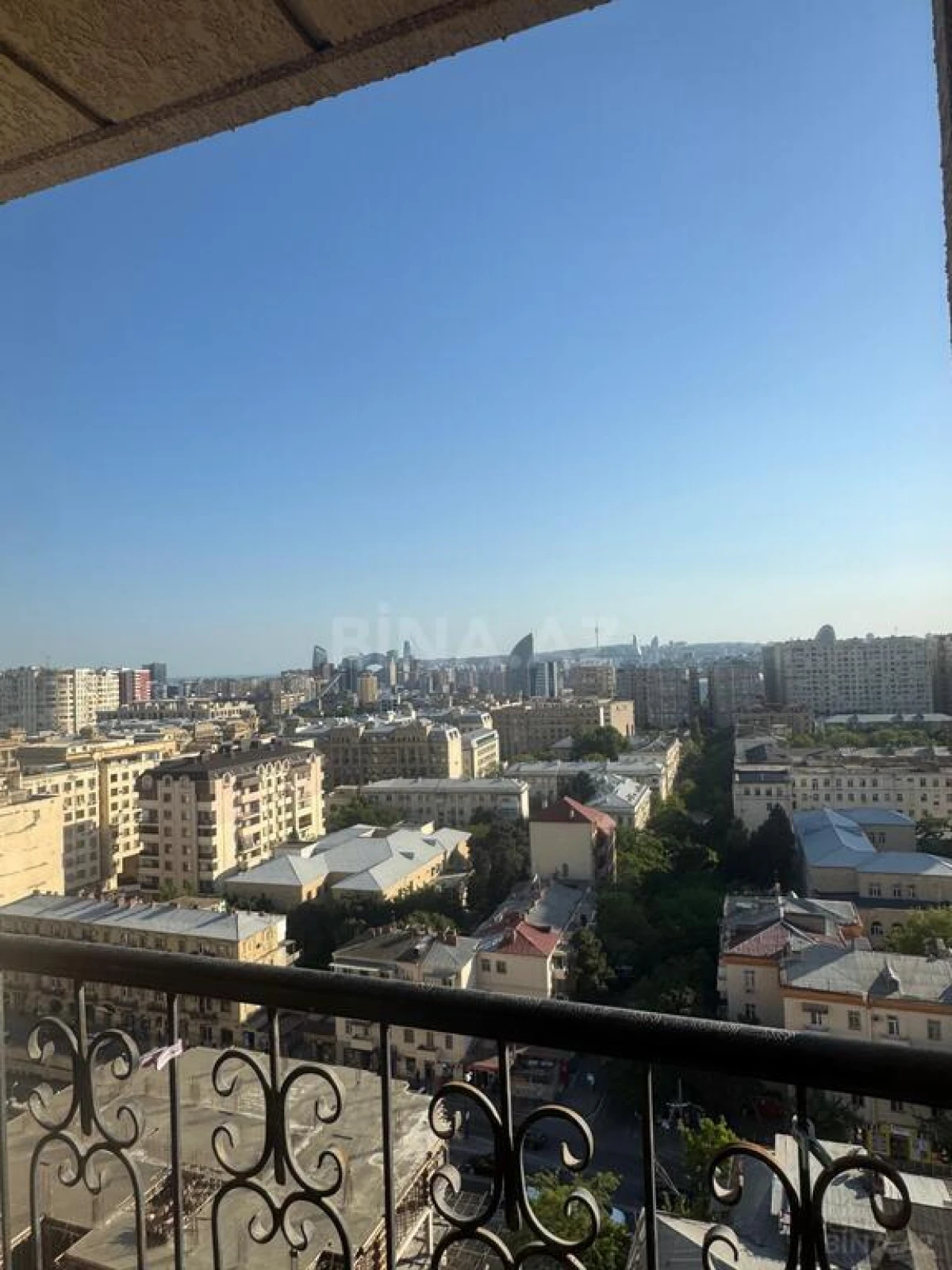Kirayə verilir 2 otaqlı mənzil 60 m²