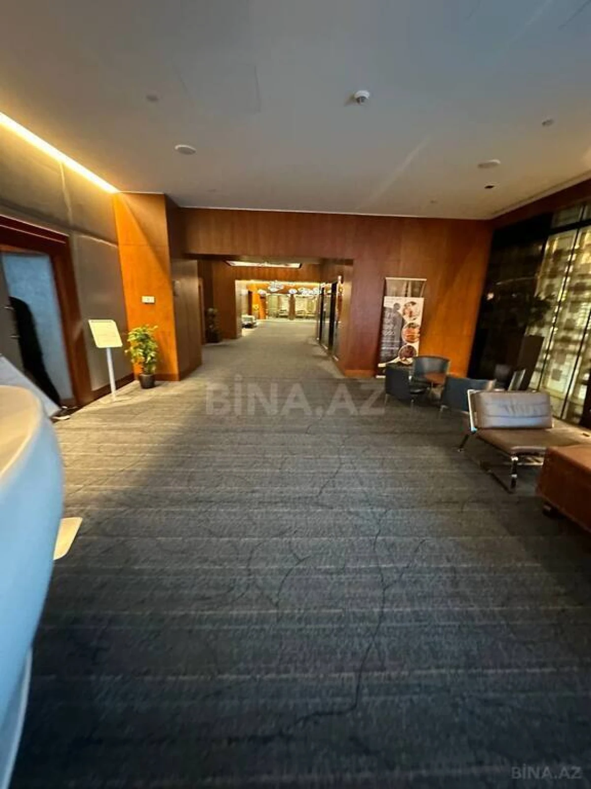 Kirayə verilir 2 otaqlı mənzil 85 m²