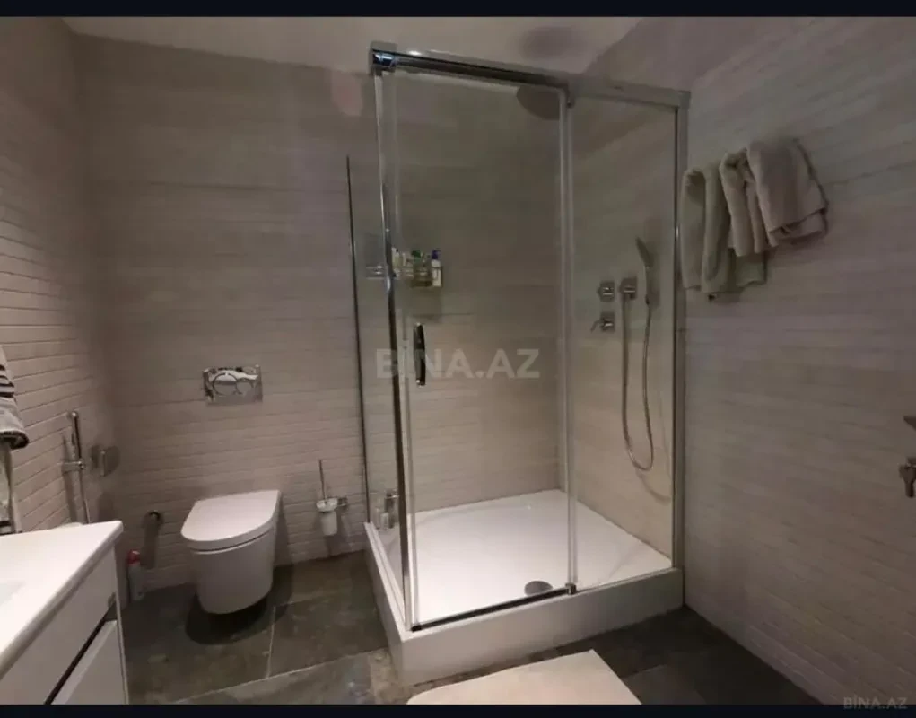 Kirayə verilir 2 otaqlı mənzil 85 m²