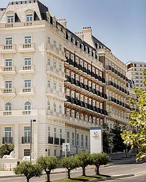 Kirayə verilir 2 otaqlı mənzil 92 m² — Bakı 2 otaq 92.00 m²