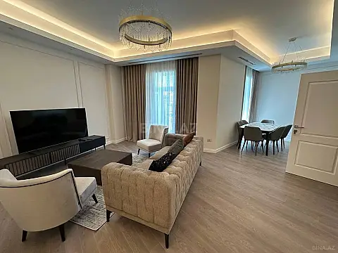 Kirayə verilir 2 otaqlı mənzil 92 m²