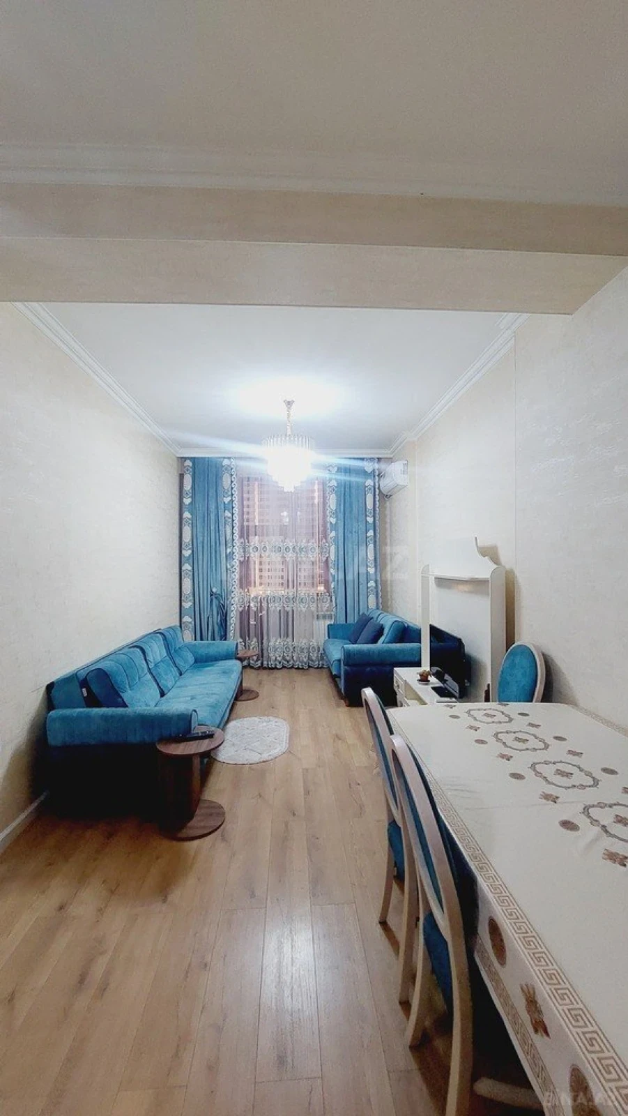 Kirayə verilir 2 otaqlı mənzil 70 m²
