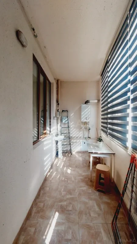 Kirayə verilir 2 otaqlı mənzil 70 m²