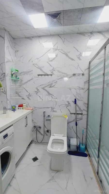Kirayə verilir 2 otaqlı mənzil 70 m²