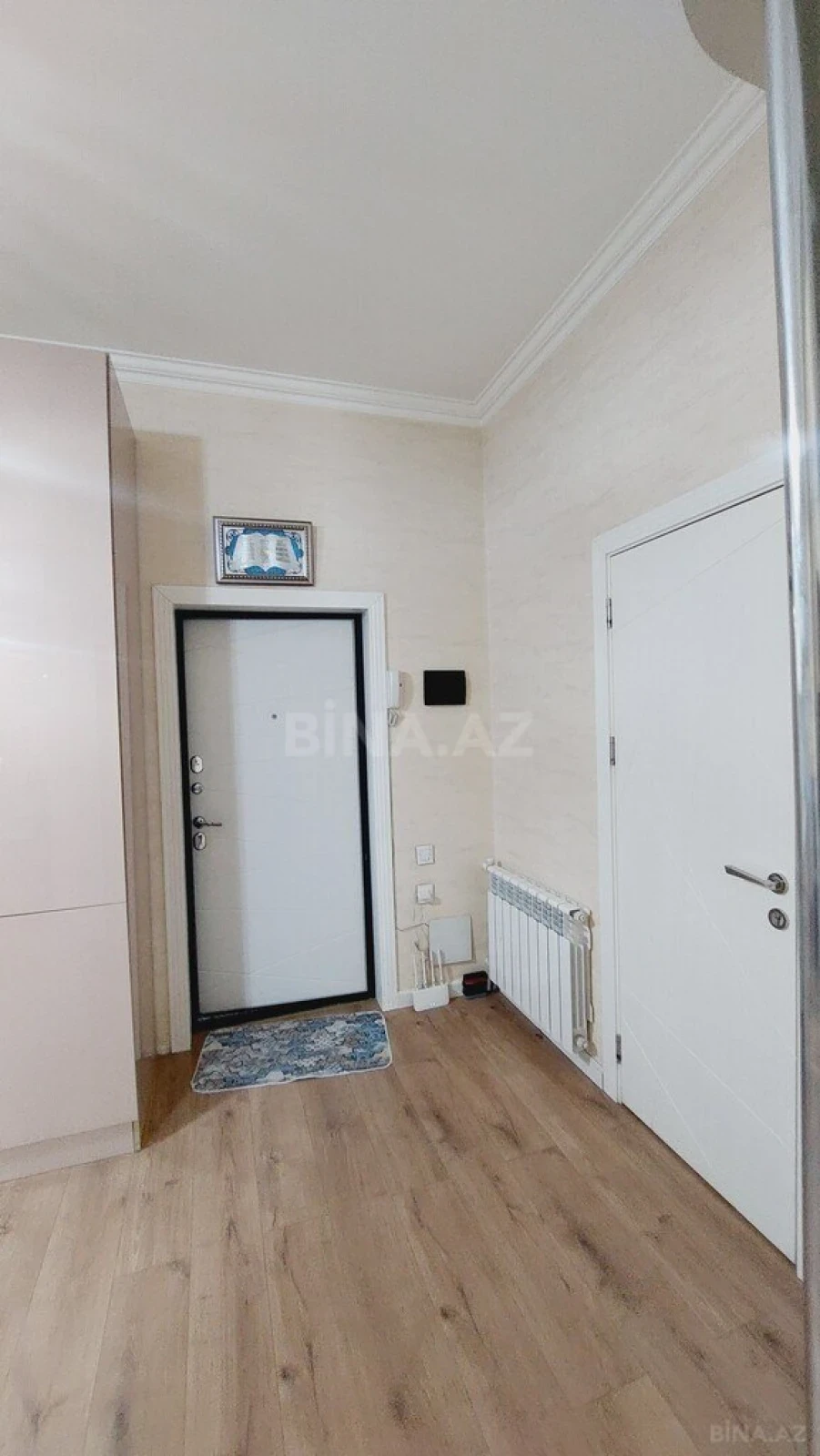 Kirayə verilir 2 otaqlı mənzil 70 m²