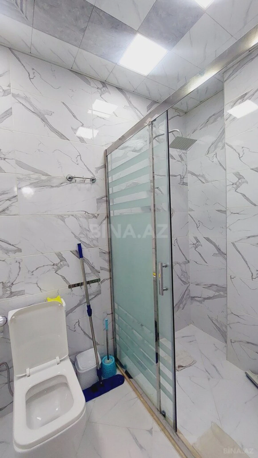 Kirayə verilir 2 otaqlı mənzil 70 m²